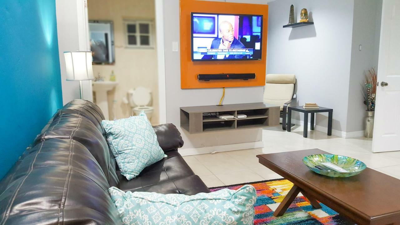 Donhead New Kingston Apt 3 Экстерьер фото